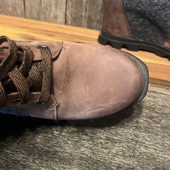 Sorel Joan of Arctic III - Picture 4 of 11